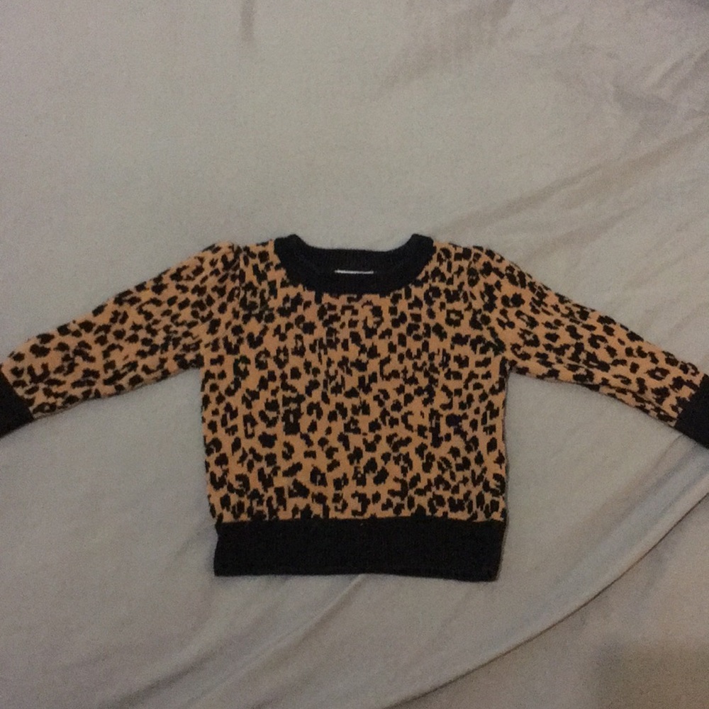 Old navy sweater. Size 18-24 months worn once
